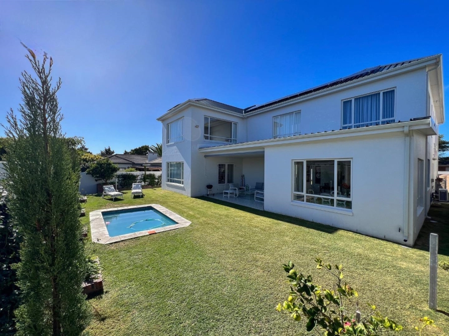 3 Bedroom Property for Sale in Sunset Beach Western Cape